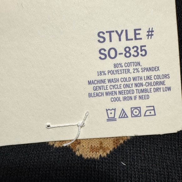 Zenana Crew Socks - 1 pair - one size fits all - Picture 4 of 4